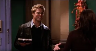 Au cours du dîner de Thanksgiving, Brad Pitt prête ses traits à un ancien camarade de lycée de Ross, Rachel et Monica. Quel est son prénom ?