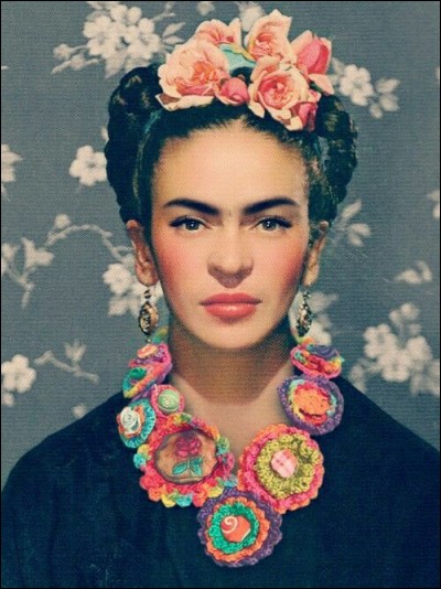 Connue pour ses célèbres peintures, Frida Kahlo était une militante dans la lutte pour les droits de la femme. Mais dans quel pays ?