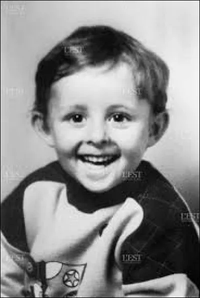 Dans l'affaire Gregory, alors qu'on accusait à tort Christine Villemin, déjà effondrée par le drame d'avoir perdu son seul enfant, de l'avoir elle-même tué, quelle écrivaine féministe, convaincue qu'elle était bien la meurtrière, fit paraître dans la Presse un article titré "Sublime, forcément sublime" par lequel, au nom du féminisme, elle justifiait et excusait un tel acte ! ?