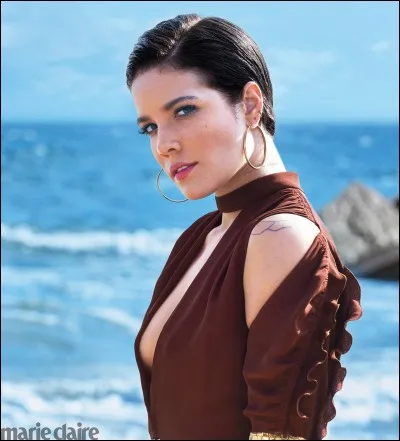 Ugluu. Quel est le nom complet de la chanteuse américaine Halsey ?