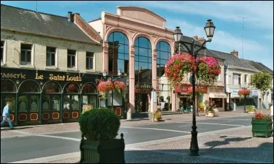 Dans quel département français se situe la ville de Fourmies ?