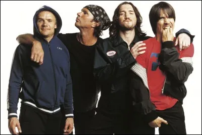 Le clip de ''Soul to Squeeze'' des Red Hot Chili Peppers est tourné dans un cirque. Quel cirque n'est pas français ?