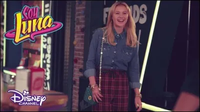 Comment s'appelle cette actrice ?