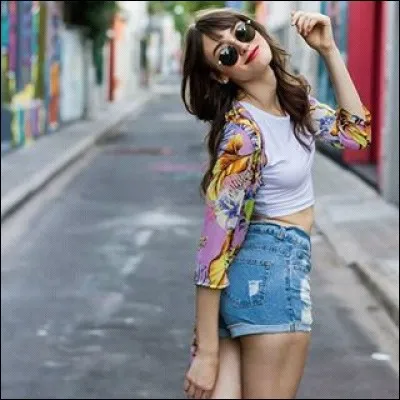 Comment s'appelle cette actrice ?