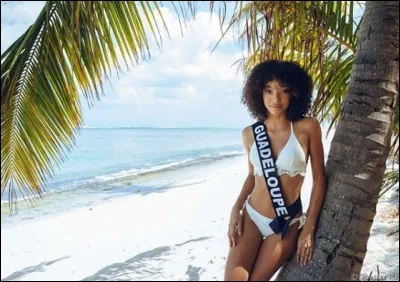 Quel âge a Miss Guadeloupe ?