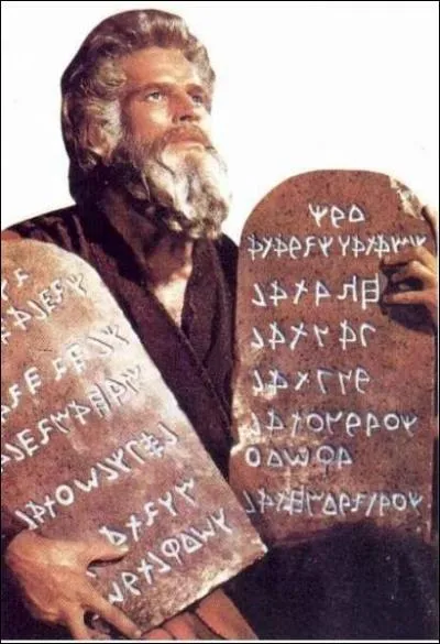 Qui incarne le pharaon dans 'Les Dix Commandements' en 1956 ?