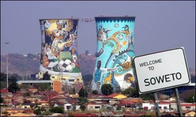 Dans quel pays se situe la ville de Soweto ?