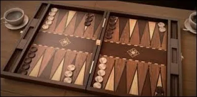 Combien de triangles y a-t-il sur le plateau du Backgammon ?