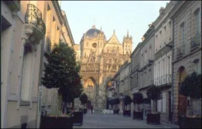 De quel dpartement la ville d'Alenon est-elle le chef-lieu ?