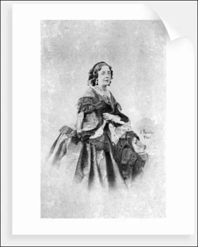 Cette comédienne, qui a joué sur les scènes parisiennes de 1823 à 1870, a été "la reine du vaudeville"; elle a donné son nom à un théâtre. Il s'agit de :
