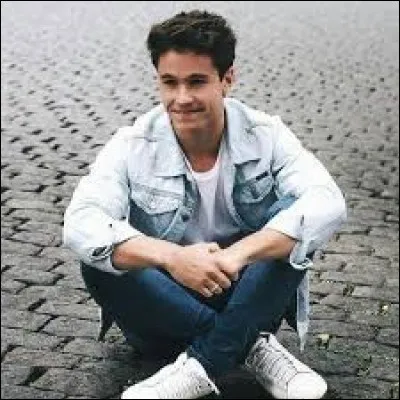 En quel mois es-tu n&eacute; ?