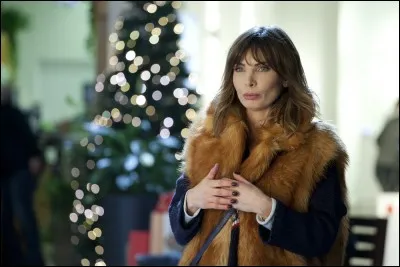 Avec qui Karina a-t-elle trahi son mari ?