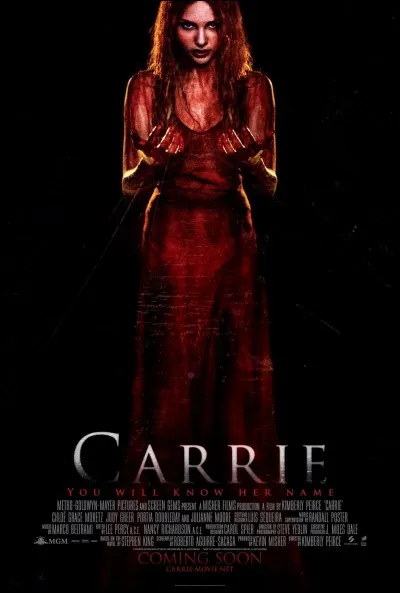 "Carrie" est un film dans lequel joue Piper Laurie.