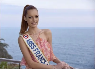 Maëva Coucke a deux passions, la mode et...