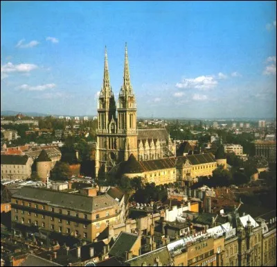 Z comme... Zagreb, ville ancienne et baroque. Dans quel pays se situe Zagreb, capitale qui dépasse le million d'habitants ?