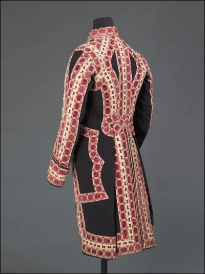 Mena la vie d'artiste, c'est le...