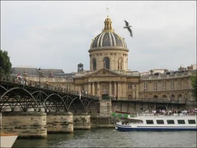 Les acadmiciens sont lus  vie. C'est pour cette raison qu'on les appelle ...