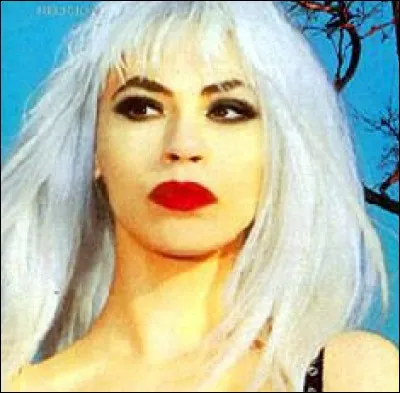 Qui faut-il associer pour former un duo avec la personne proposée ?