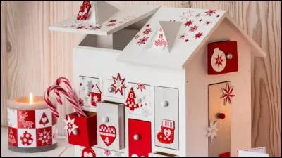 En Alsace, quel jour du mois de décembre le sapin est-il décoré ?