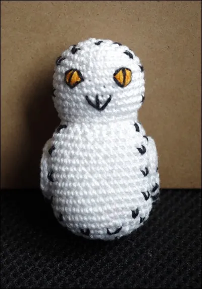 Comment s'appelle la fidèle chouette blanche de Harry Potter ?
