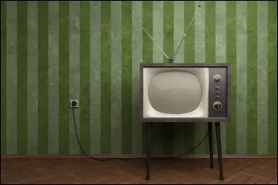 Que signifie le "C" dans le sigle CSA, chargé du contrôle audiovisuel en France ?