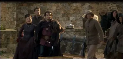 Quel est le nom de cet épisode dans lequel on fait la connaissance de la mère du roi ?