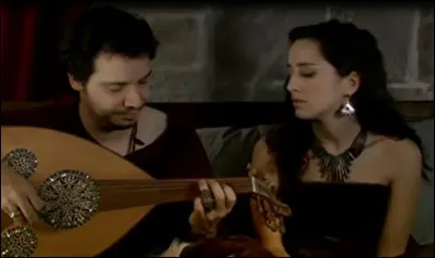 Quel est le nom de cet épisode où Arthur joue un petit air de musique devant Démétra, puis Guenièvre, pour finir devant Perceval et Karadoc ?