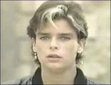 Qui est cette chanteuse ?