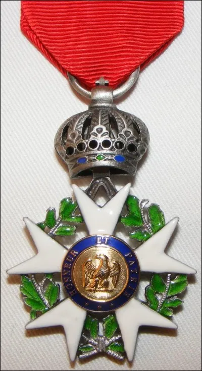 Qui lui a remis la Légion d'honneur ?