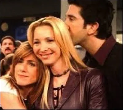 Alors qu'il teste les réflexes de Phoebe et Rachel, que prétend détenir Ross ?