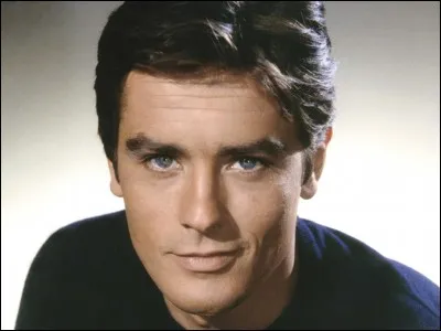 Qui est le fils d'Alain Delon ?