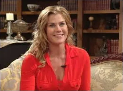 Alors que Joey et Rachel se rendent aux récompenses pour les soaps, quelle actrice remporte un prix ?