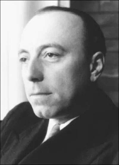 Ce cinéaste (1906 -1996), qui a réalisé "Le Quai des brumes", "Le jour se lève", "Les Enfants du paradis", c'est Marcel...