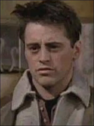 Pour quelle raison Joey n'a-t-il qu'une seule place pour la première de son nouveau film ?