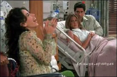 De quel personnage, issu du passé, Rachel va-t-elle partager la salle de travail ?