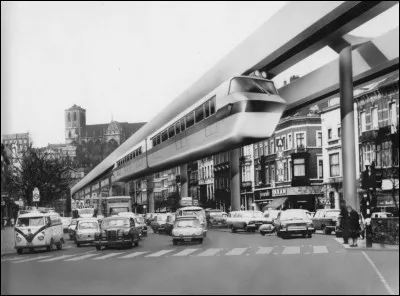 Quel nom portait ce projet de métro aérien ?