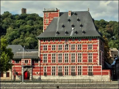 Grâce à quel commerce Jean De Corte, dit Curtius (1628), amasse-t-il une immense fortune ?