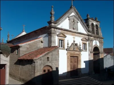 Où se situe Constantim, dans la commune de Vila Real ?
