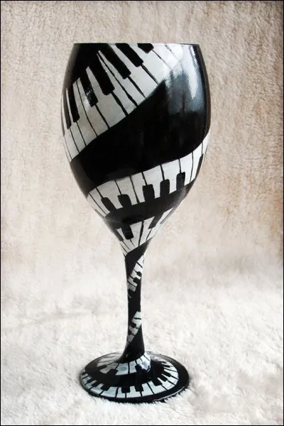 Après les cours où allait-il boire un verre ?