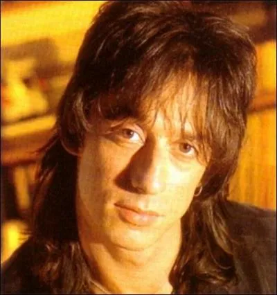 Du 'Grand Bleu'  'Jeanne d'Arc', qui a compos la B.O. de ses films ?