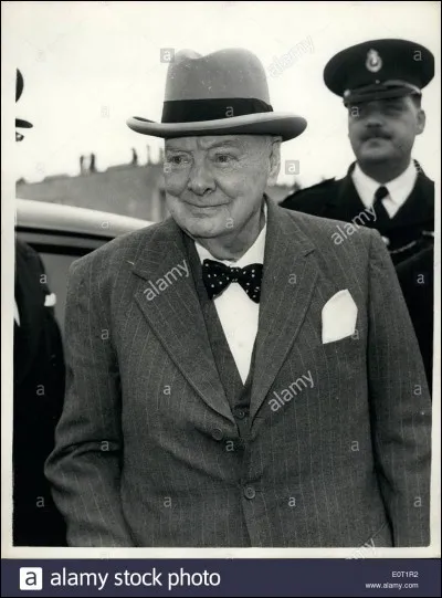 Quel était le prénom du premier ministre anglais Churchill ?