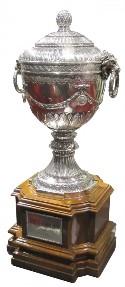 La Coupe Mitropa 1927 fut décernée au rugby.