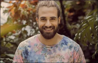 Comment s'appelle la capsule que Jay Du Temple a faite où il fait sursauter certains candidats ?