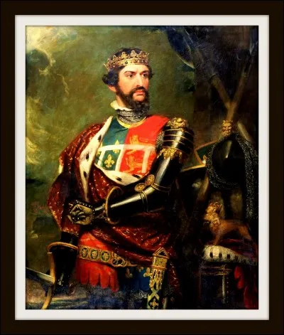 Pendant ce temps, Edouard II règne en Angleterre, il est marié à Isabelle de France la fille de Philippe IV le Bel. 
Quelle est la particularité d'Edouard ?