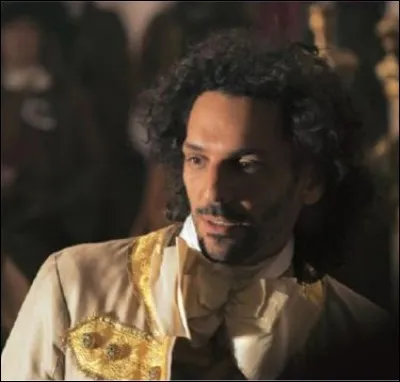 Dans quel film peut-on voir l'humoriste Tomer Sisley ainsi ?