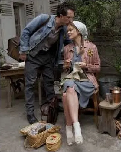 Dans quel film peut-on voir l'humoriste Gad Elmaleh ainsi ?