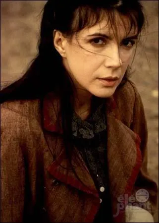 L'auteur est franais, mais l'hroine de cette histoire d'amour est canadienne et est devenue le symbole de la vie campagnarde