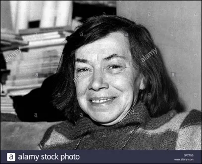 Qui est cette auteure de romans policiers ?