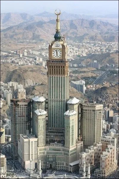 Où se trouve la tour Abraj Al Bait ?