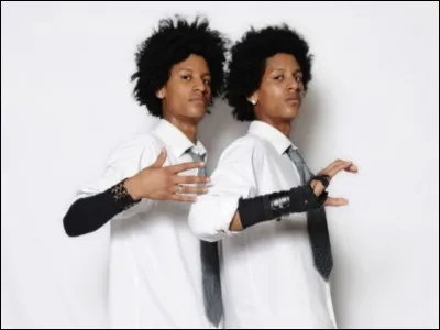 Qui est sur cette photo de gauche à droite ?